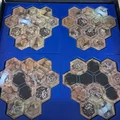 Deep Rock Galactic Trò chơi bảng - Người tổ chức gạch hang ẩn - Thumbnail 1