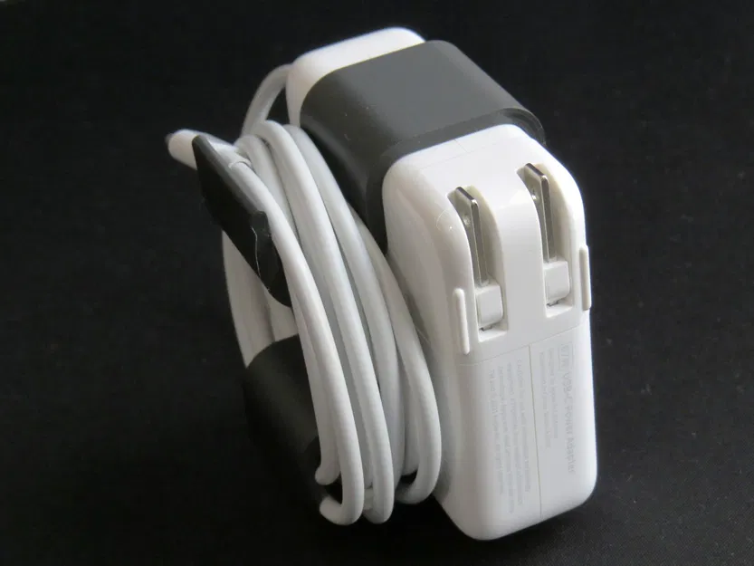 Bộ tổ chức cáp cho bộ chuyển đổi nguồn Apple 67W (tham số) - Image 1