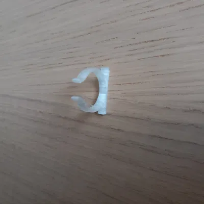 Giá đỡ thân tường