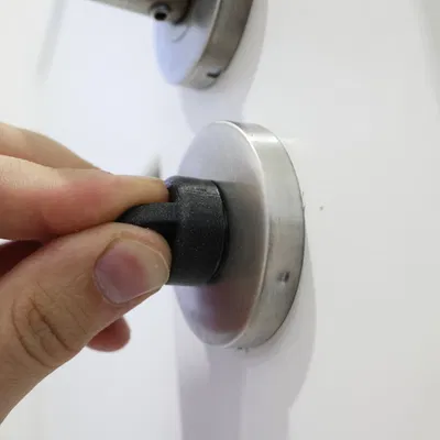 Nhà vệ sinh/cửa phòng tắm mở khóa