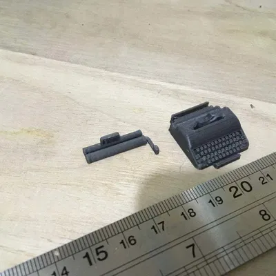 Máy đánh chữ (tỷ lệ 1:18)