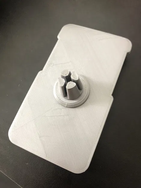 Người giữ điện thoại - Image 4