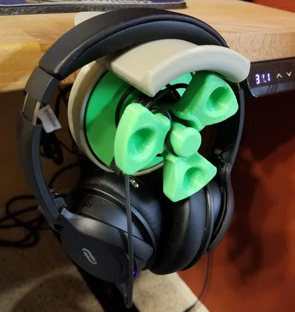 Người giữ tai nghe với phiên bản gắn bảng quản lý cáp - với tệp bước - Image 1