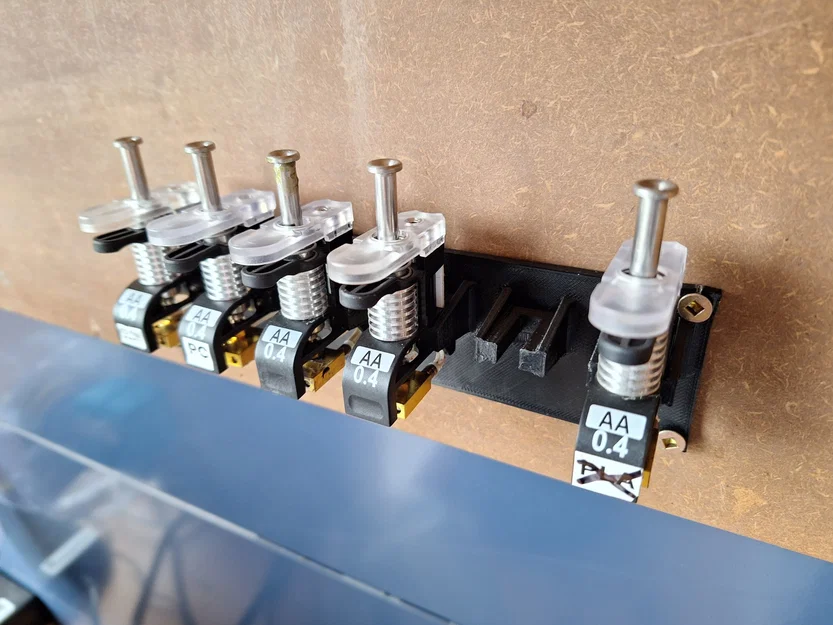 Người giữ máy đùn Ultimaker - Image 1