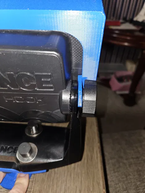 Lowrance Hook 7 tiết lộ nắng - Image 2