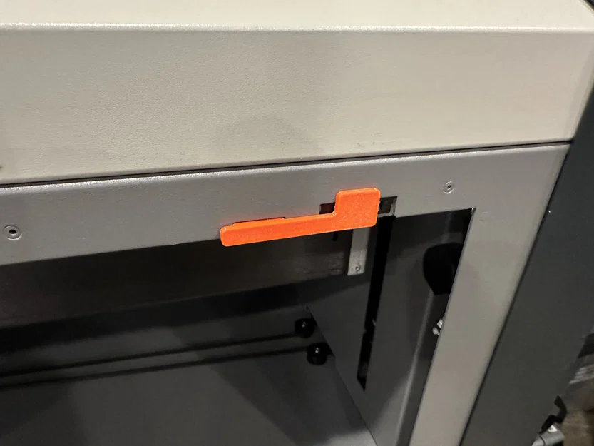 Công cụ bỏ qua khóa liên động trước cho máy cắt laser Epilog Helix - Image 2