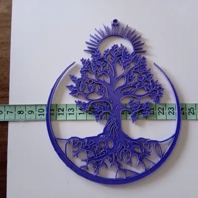 Trang trí trên một cây sống được đánh dấu