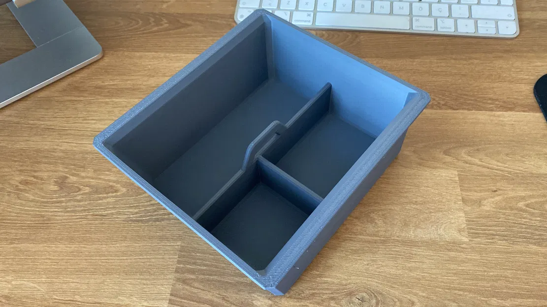 Hộp lưu trữ Chery Tiggo 8 - Image 2