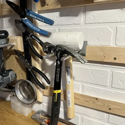 Người giữ công cụ chung cleat của Pháp