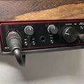 Focusrite Scarlett Solo 3. Bảng đính kèm/Bảng tốt nhất, Montage - Thumbnail 1