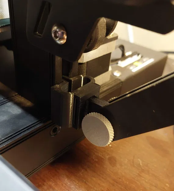 Clip đùn xoay để phát âm PI Camera Arm - Remix - Image 1