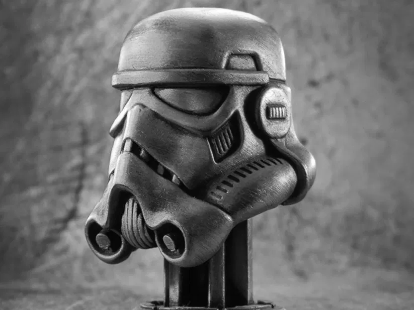 Mũ bảo hiểm Stormtrooper trên Piedestal (STL) - Image 1