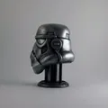 Mũ bảo hiểm Stormtrooper trên Piedestal (STL) - Thumbnail 6
