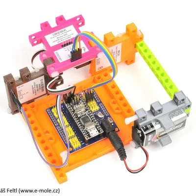 MOLEBOX: Bộ giữ pin 9V