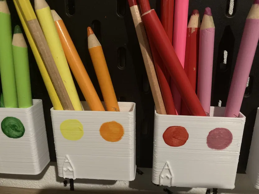 Người giữ bút chì Skadis - Image 1