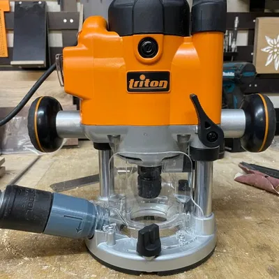 Bộ điều hợp Festool Cleantec cho bộ định tuyến Triton Jof001