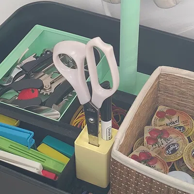 GRIDFINITY Kéo cắt và giữ bút đánh dấu