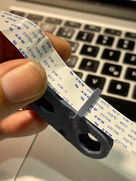 Clip để giữ cáp phẳng tại chỗ - Image 2