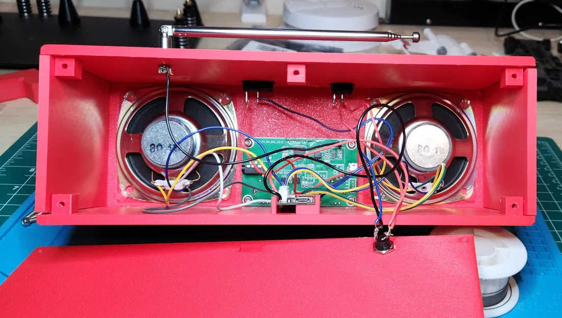 Remix của "Mini Boombox (Dự án Alien3D)" - Image 3