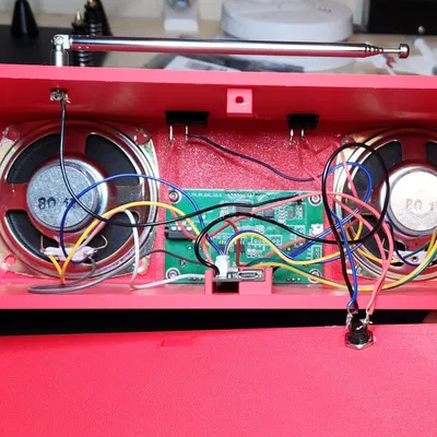 Remix của "Mini Boombox (Dự án Alien3D)"