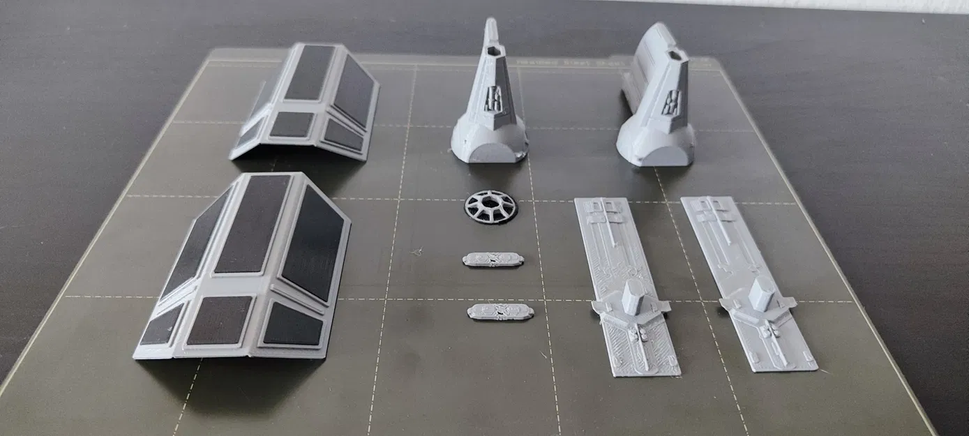 Mô hình máy bay chiến đấu cà vạt của Darth Vader - Image 6