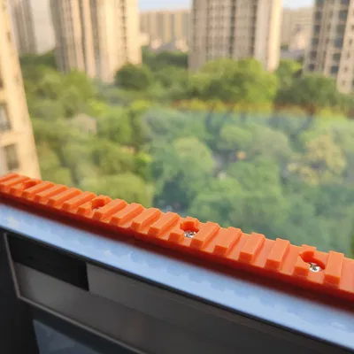 Picatinny Rail 10cm M5 vít