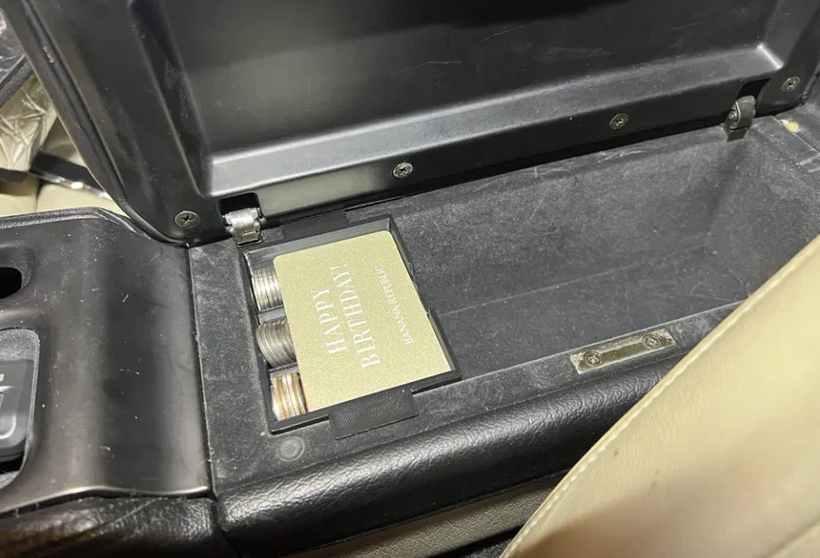 NSX Tay vịn tiền xu/khay thẻ - Image 1