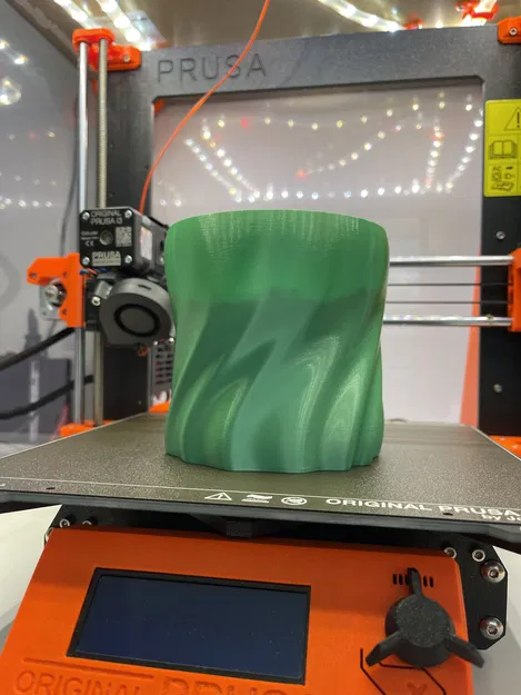 Lộn ngược kệ và nồi - Image 3