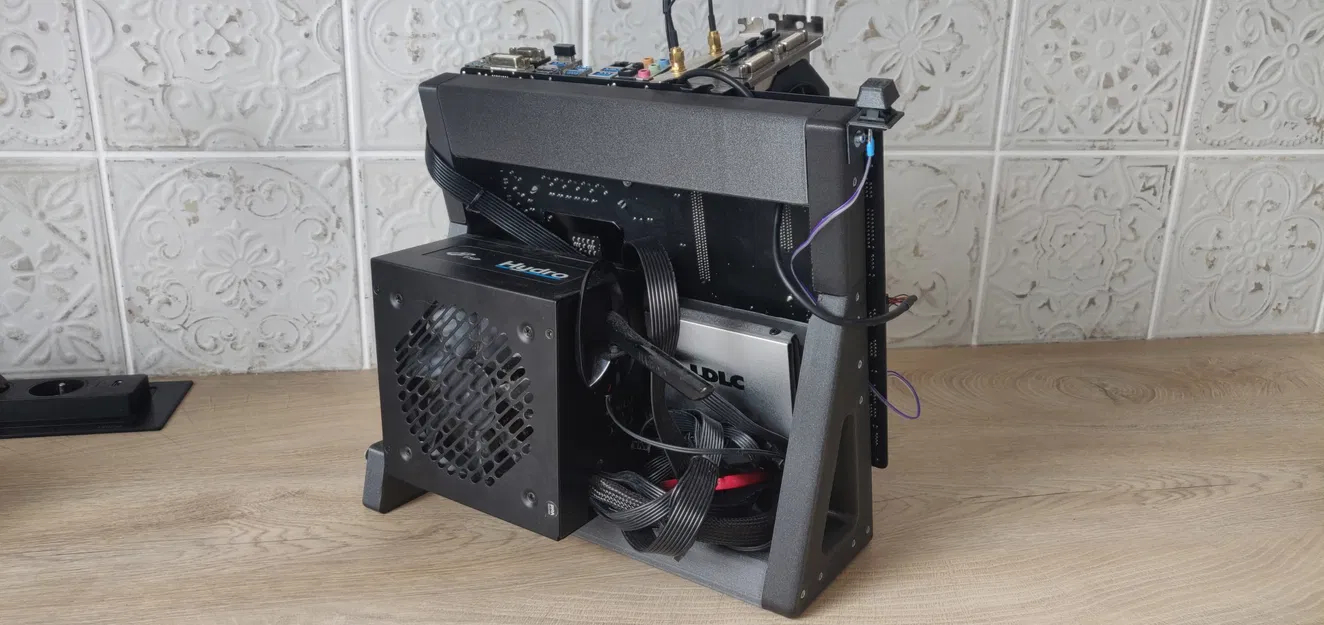 ATX mở khung PC - Image 2