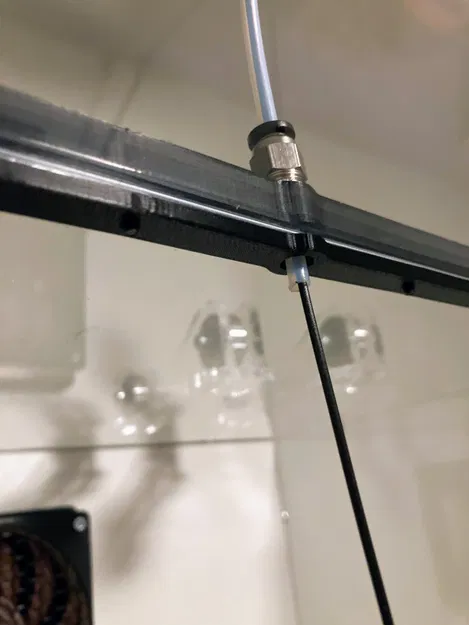 Tukkari TLX - Vỏ khe 2 mảnh với khớp nối ống Bowden - Image 2