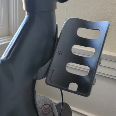 Peloton Bike+ Nachene Chai Chủ