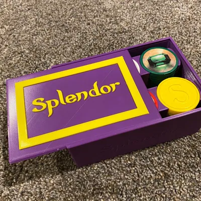 Tuy nhiên, một hộp huy hoàng khác