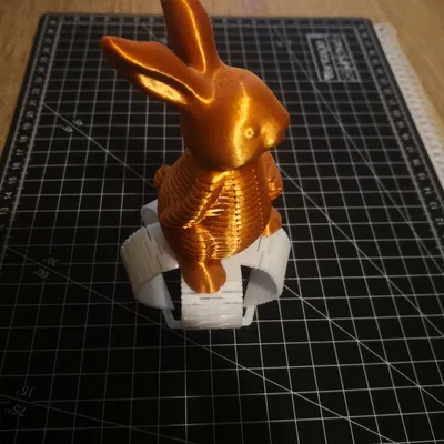 Bệ nhỏ với chân có thể uốn cong