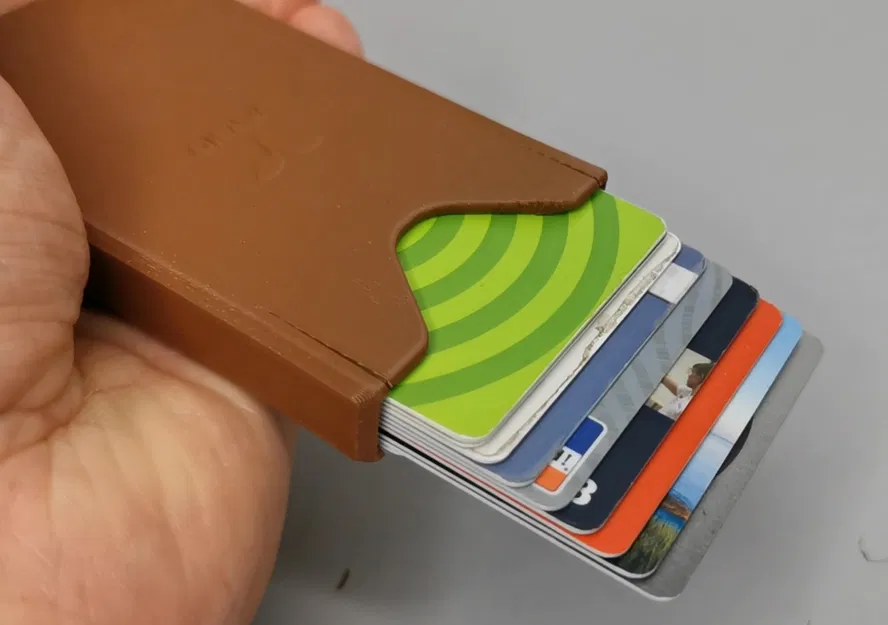 Ví thẻ tín dụng cho mười thẻ - Không hỗ trợ - Cascading lật lên - Image 1