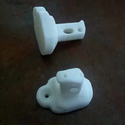 Móc chổi (hai kích cỡ)