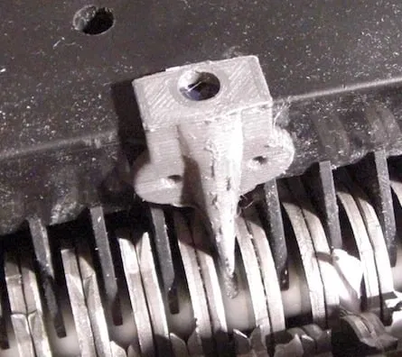 Thay thế răng máy thông - Image 1