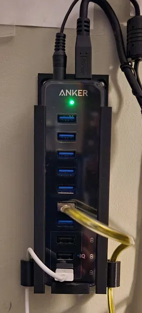 Giá đỡ trung tâm 10 cổng của Anker - Image 1