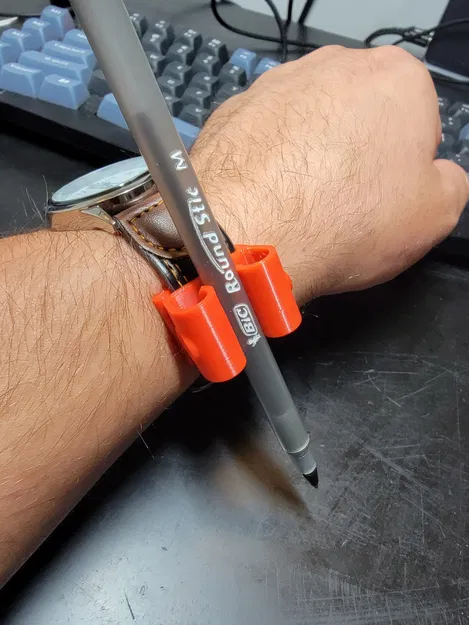 Người giữ bút của anh hùng trái tim xanh - Image 1