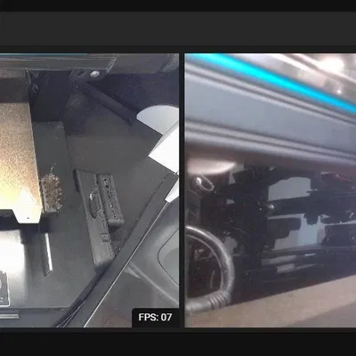 Thiếu gắn webcam bao vây - đầu