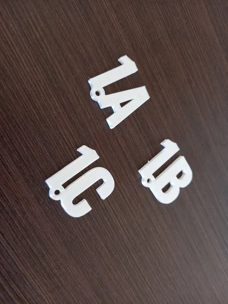 Mặt dây chuyền chính cho trẻ đầu tiên (chuỗi chính cho học sinh năm thứ nhất) - Image 1