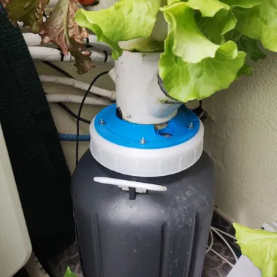 Cơ sở tháp thủy canh với lỗ