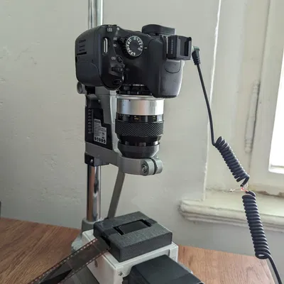 Bộ chuyển đổi máy khoan LIDL cho ống kính macro Nikkor 55mm F3.5 để quét màng DSLR