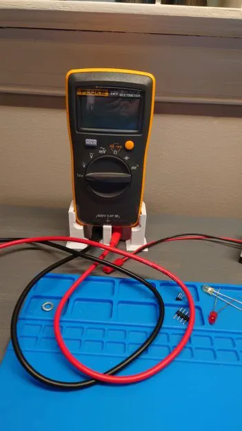 Fluke 101 đứng - Image 3