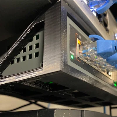 Công tắc mini 10GB/2.5 GB bên trái Rackmount