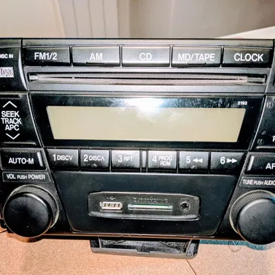 Mazda MX-5 Stock Radio Front Tấm được sửa đổi cho bộ chuyển đổi Bluetooth Yatour