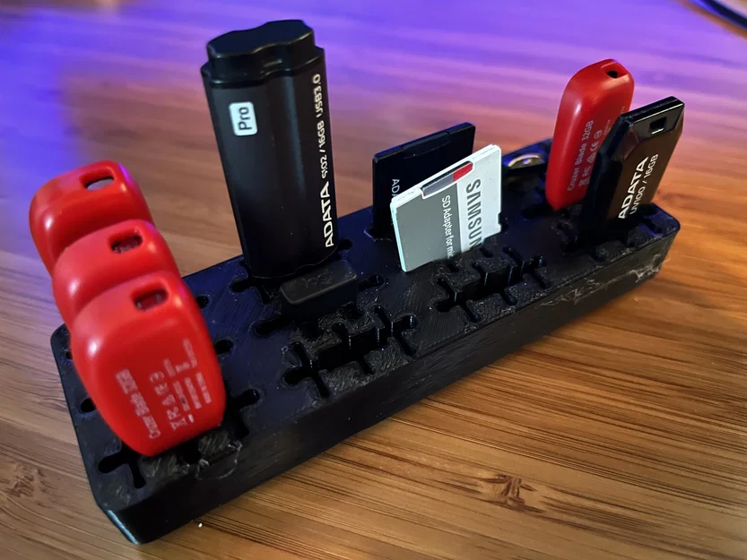 Gridfinity 1x3 USB/SD/MicroSD Chủ - Image 1