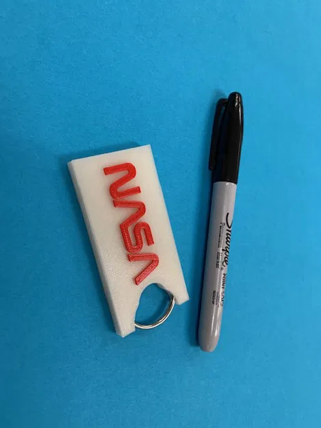 NASA Worm Keychain với Keyring nhúng. - Image 1