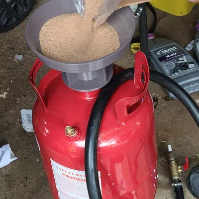 Phễu hạng nặng với ổ cắm ren