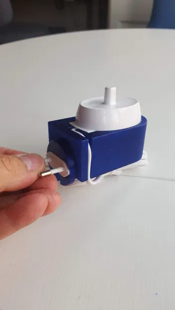 Người giữ bàn chải đánh răng bằng miệng b - Image 2