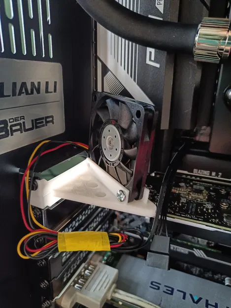 Quạt 6cm cho VRM và chipset bằng cách sử dụng khung khe PCIe. - Image 1